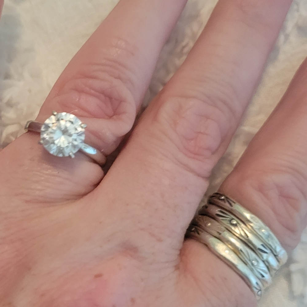 Sterling silver 2 carat round cubic zirconia